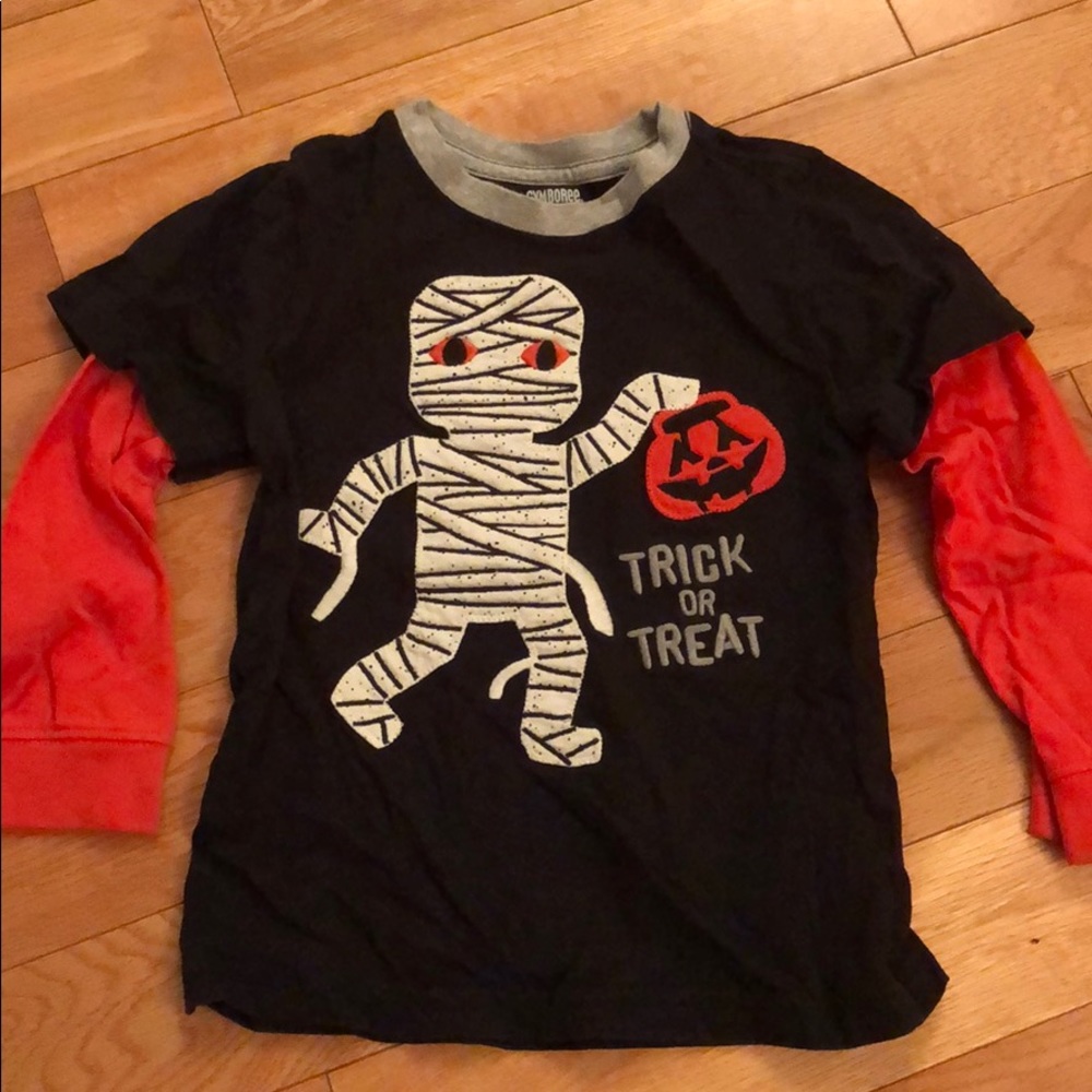 Mummy trick or treat long sleeve shirt